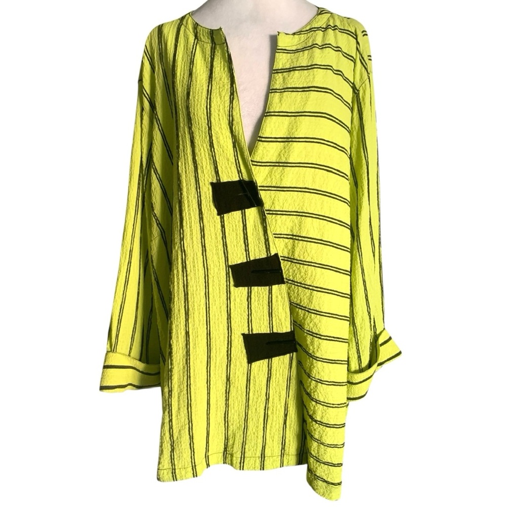 Ali Miles Plus Size 3X Chartreuse & Black Striped Toggle Button Artsy Tunic Top